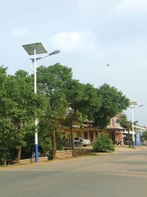 太阳能路灯048