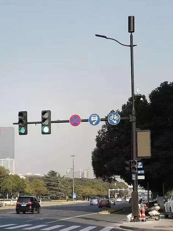 共杆路灯030